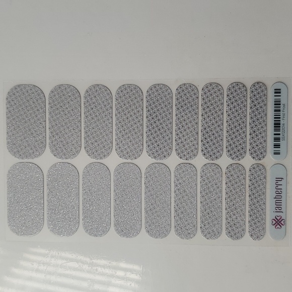 🌊 4/$20 Jamberry First Frost Full Sheet - Picture 1 of 2